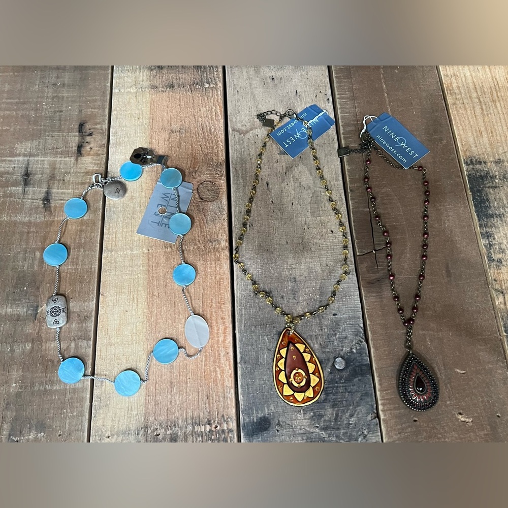 3 necklaces 👀 Nine West necklaces. Selling all 3 for one price! 🔥